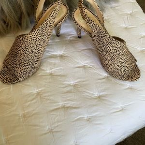 Vince Camuto Crasantha calf skin Size 9.5
